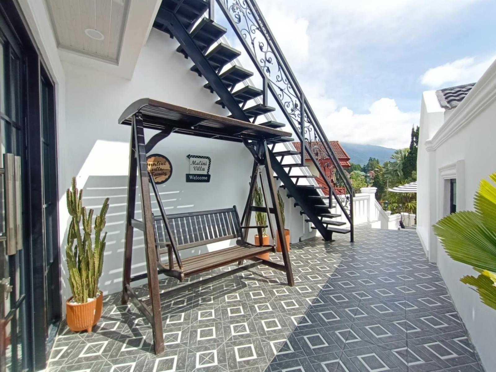 Villa Kota Bunga Malini 10 Cikundul Exterior foto
