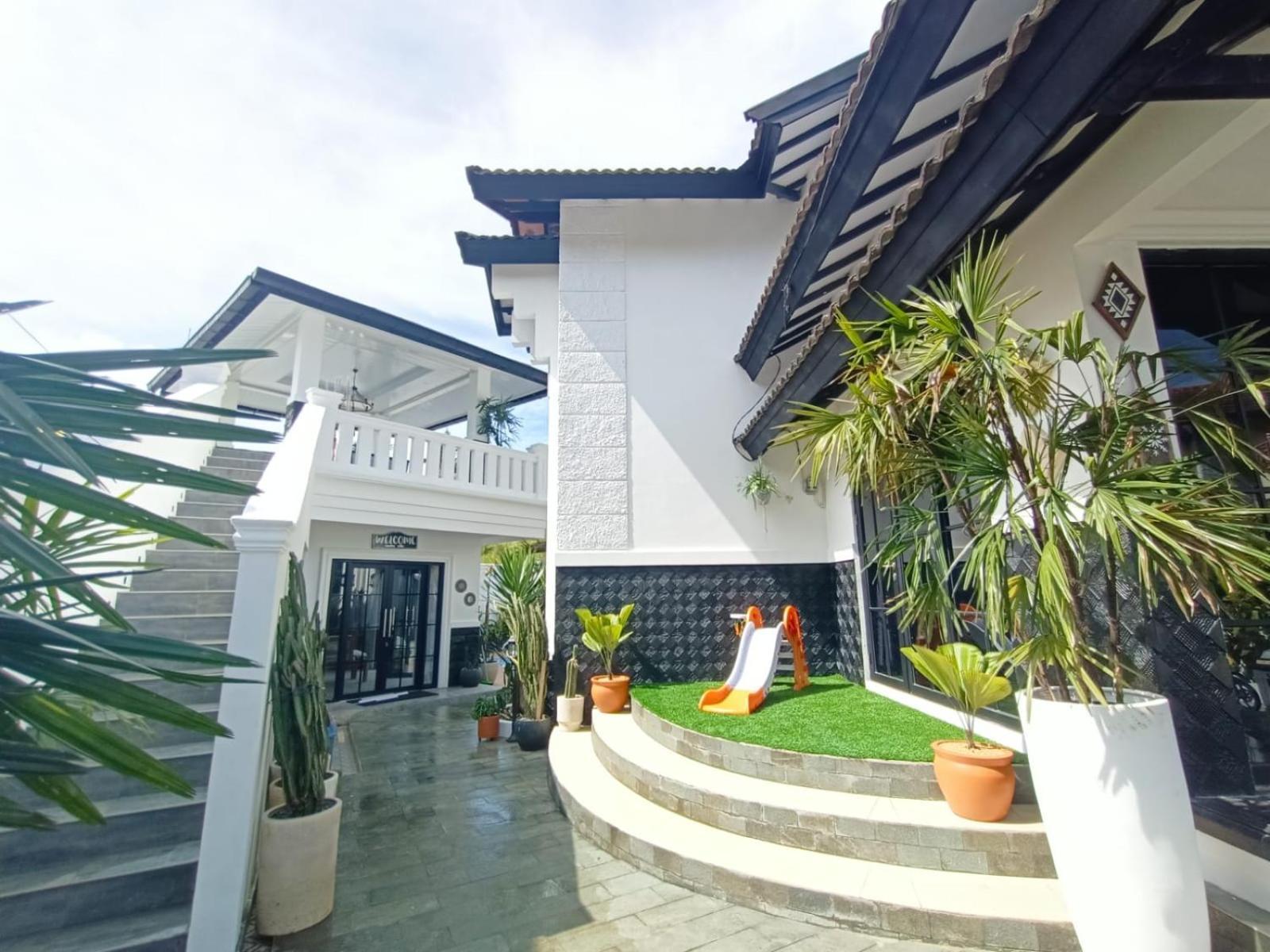 Villa Kota Bunga Malini 10 Cikundul Exterior foto