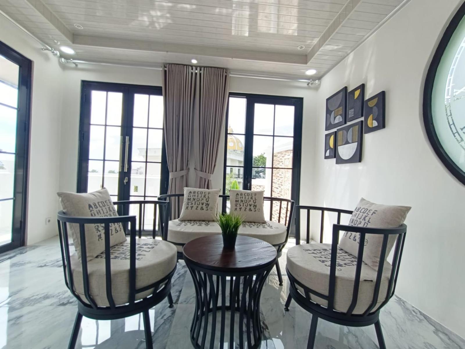 Villa Kota Bunga Malini 10 Cikundul Exterior foto