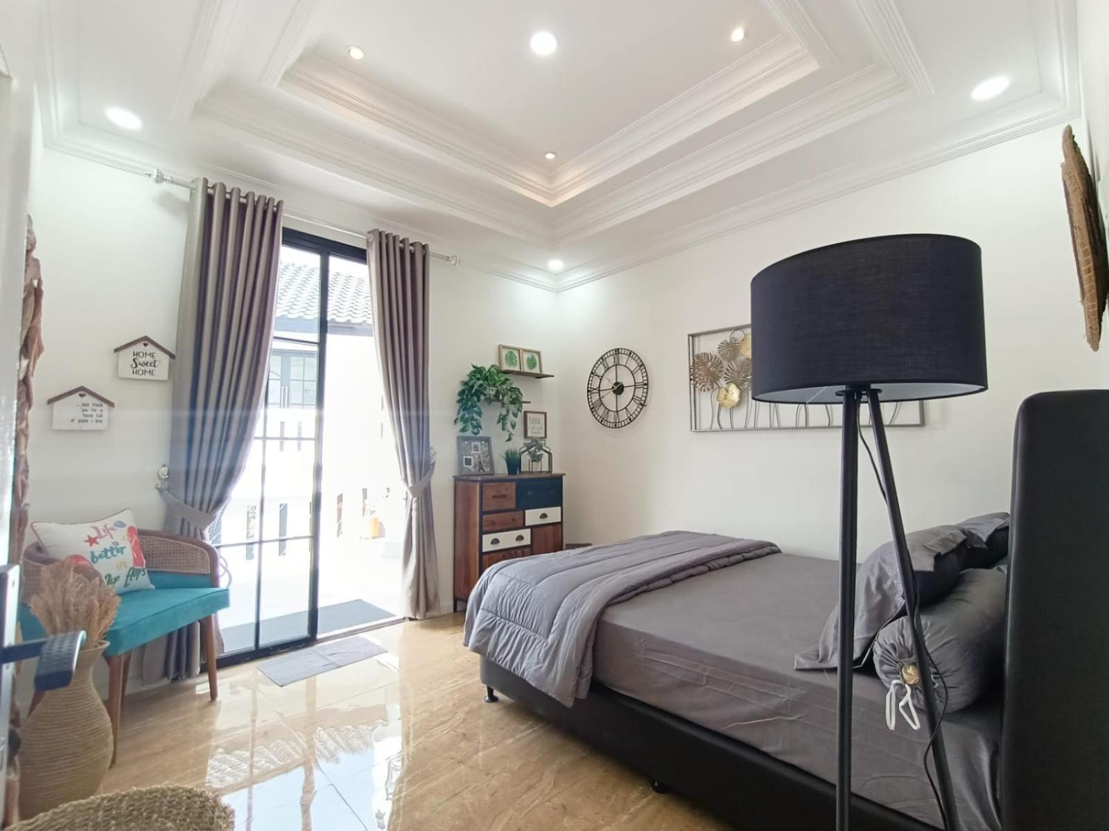 Villa Kota Bunga Malini 10 Cikundul Exterior foto